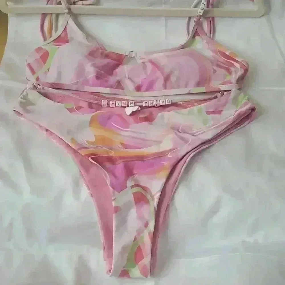 ☆☆☆Bikini swirl paint pattern